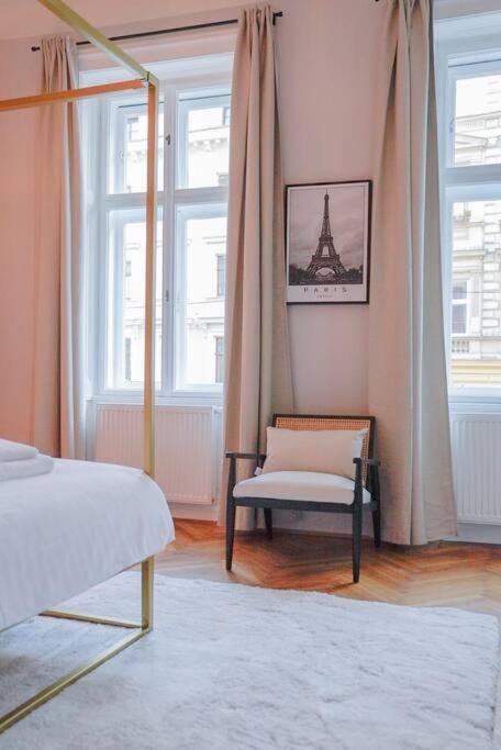 Boutique Suite Near Museum District Viena Exterior foto